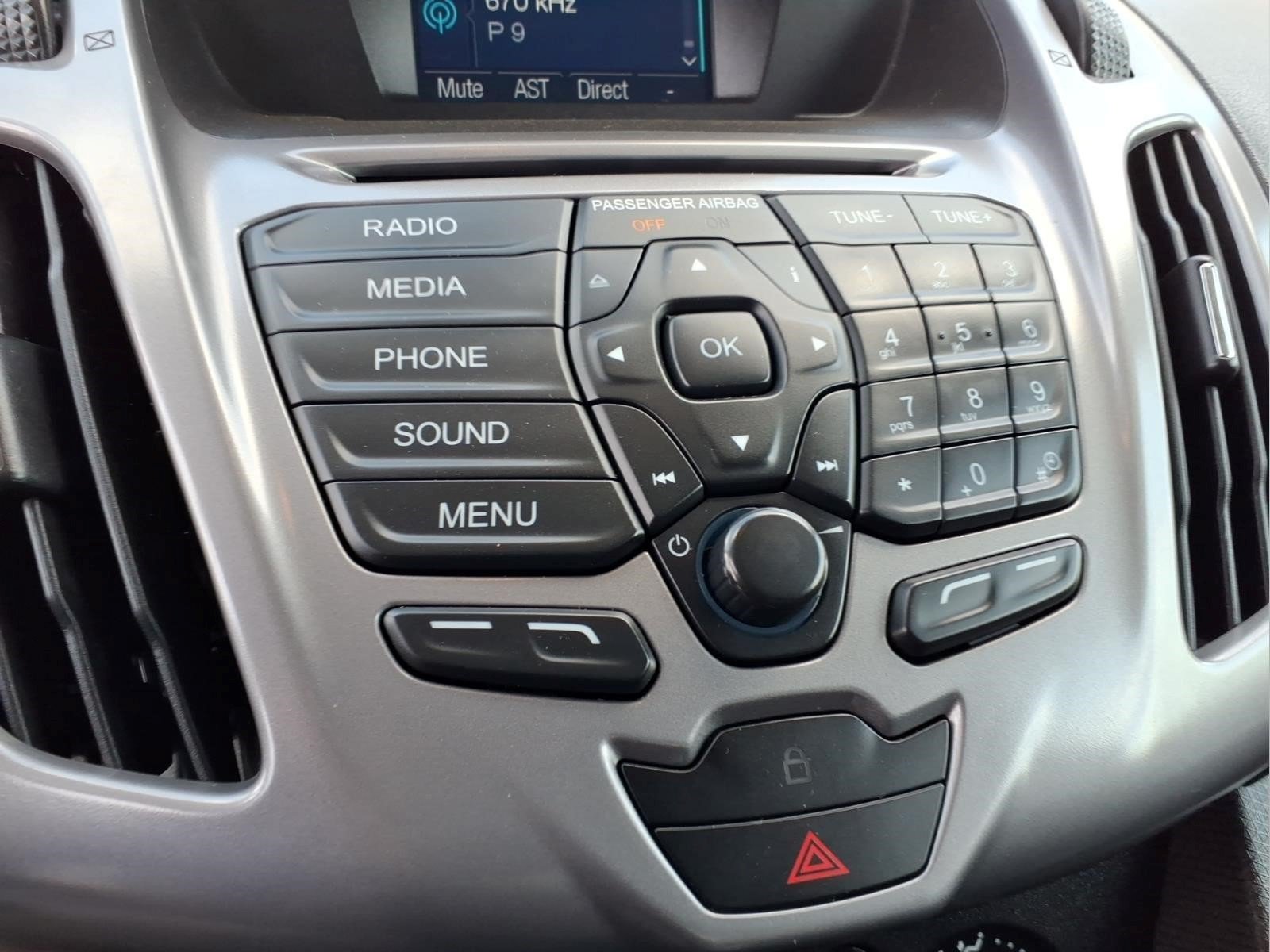Used 2014 Ford Transit Connect XLT FWD image 11