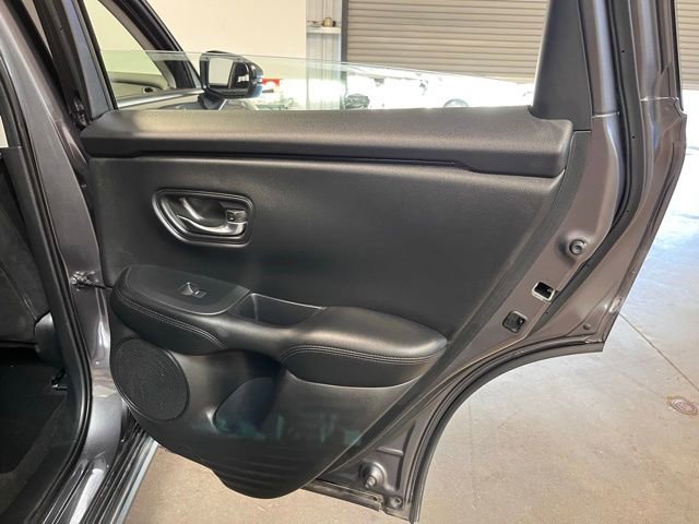 Used 2023 Honda HR-V LX image 14