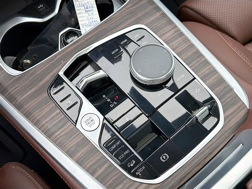 Used 2023 BMW X7 xDrive40i w/ Premium Package AWD/4WD image 17