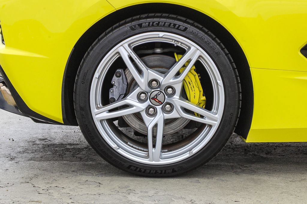 Used 2023 Chevrolet Corvette Stingray Premium Conv w/ Z51 Performance Package RWD image 12