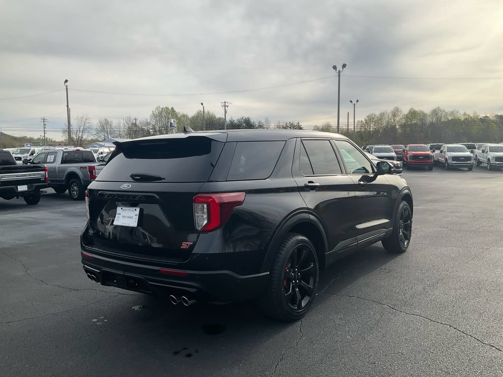 Used 2022 Ford Explorer ST w/ Equipment Group 401A AWD/4WD image 5