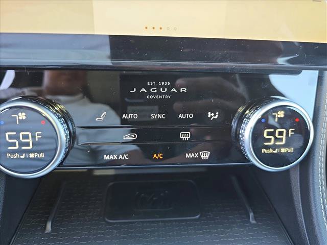 Used 2026 Jaguar F-PACE R-Dynamic S AWD/4WD image 19