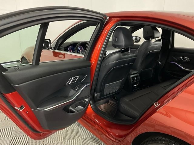 Used 2022 BMW 330i xDrive Sedan w/ Premium Package AWD/4WD image 35