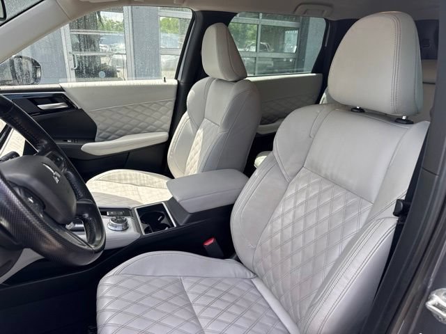 Used 2022 Mitsubishi Outlander SEL AWD/4WD image 9