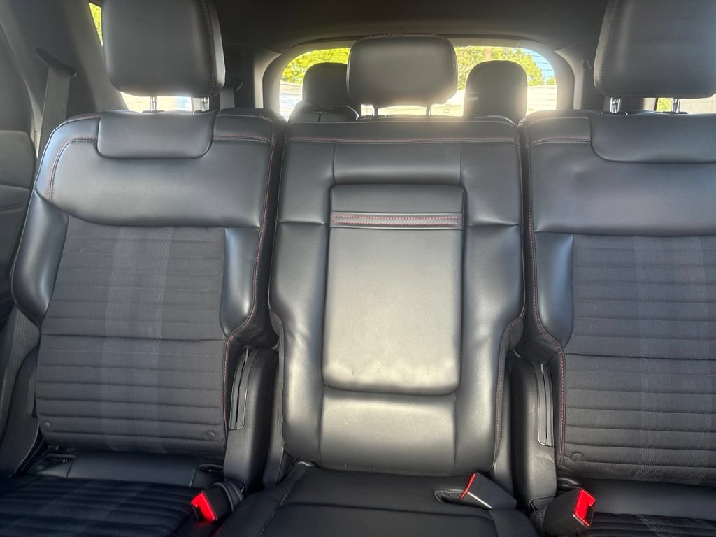 Certified 2025 Ford Explorer ST-Line w/ ST-Line Street Pack AWD/4WD image 19