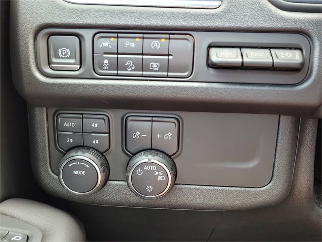 Certified 2023 Chevrolet Suburban High Country image 37