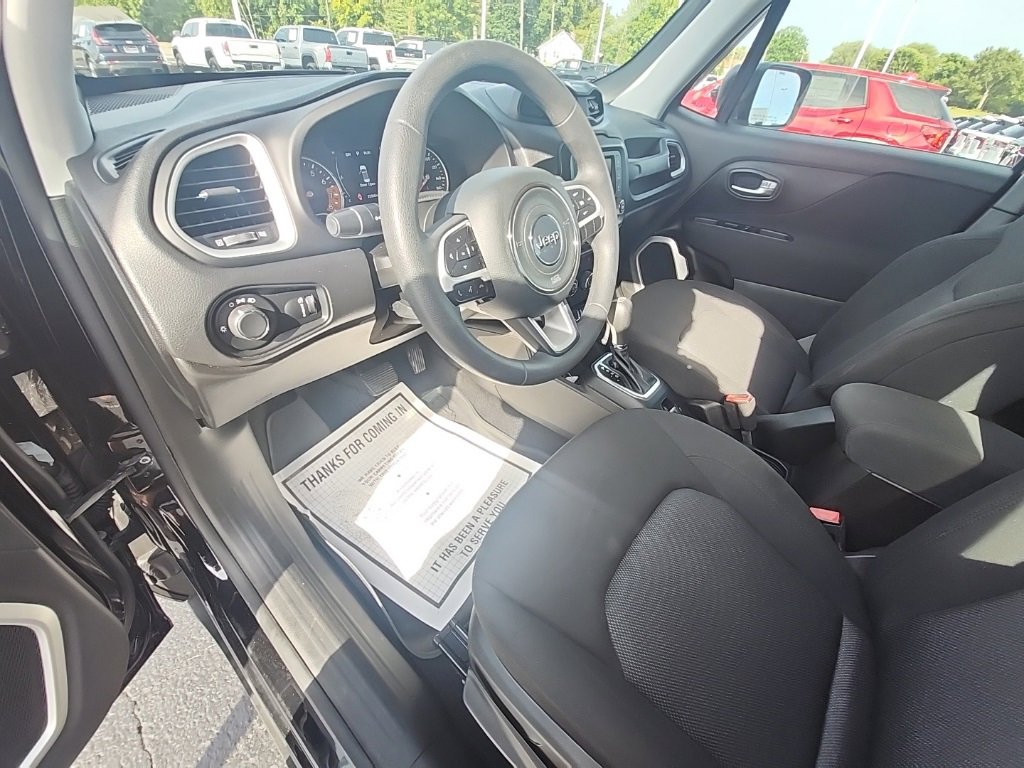 Used 2020 Jeep Renegade Sport image 14