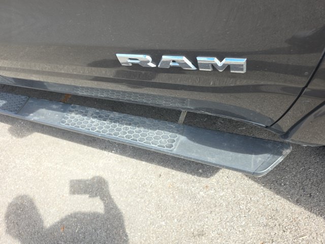 Used 2020 RAM 1500 Laramie w/ Sport Appearance Package AWD/4WD image 6