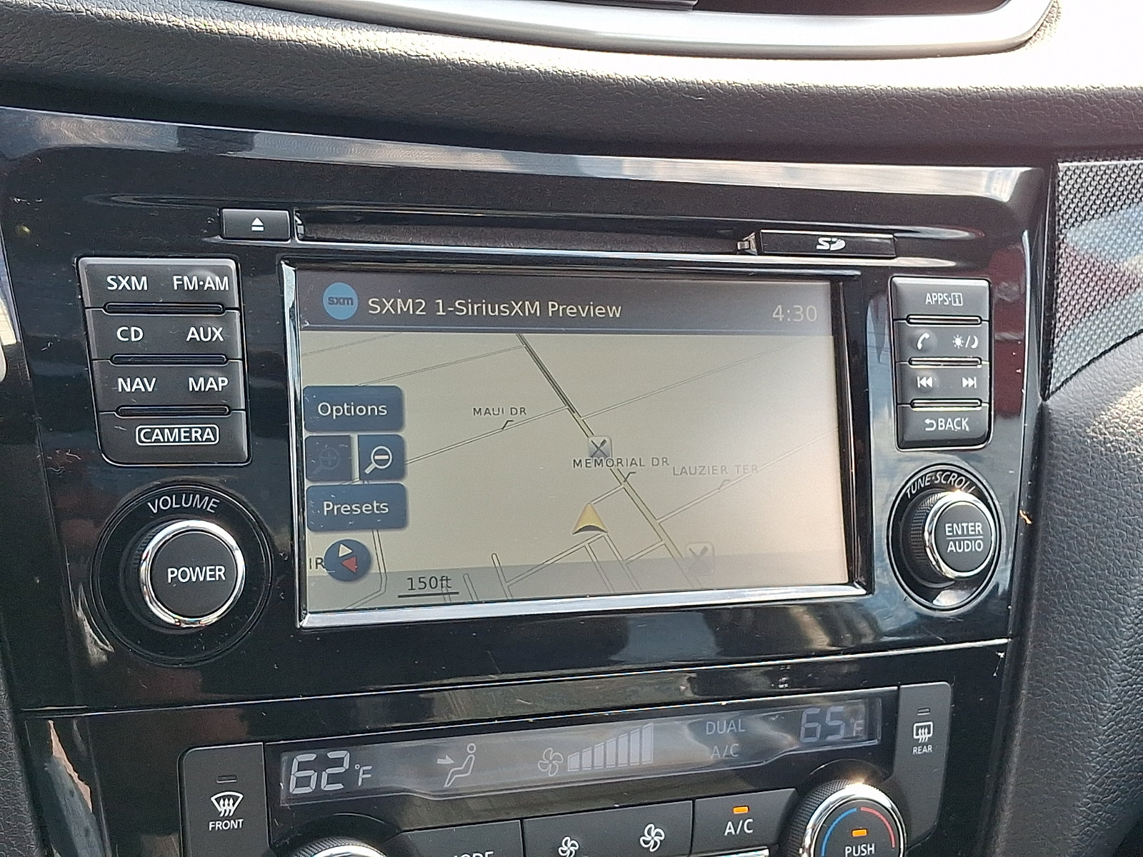 Used 2015 Nissan Rogue SL w/ SL Premium Package FWD image 18