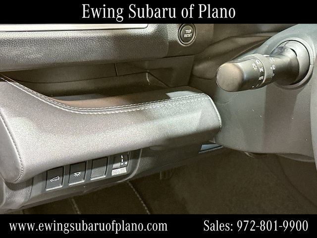 Used 2025 Subaru Ascent Touring AWD/4WD image 10