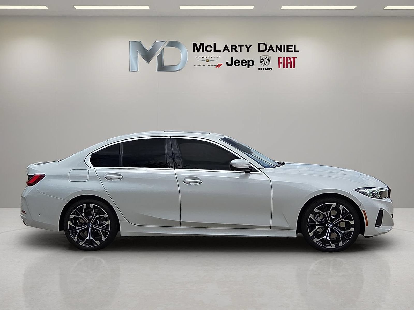 Used 2026 BMW 330i Sedan w/ Premium Package RWD image 6
