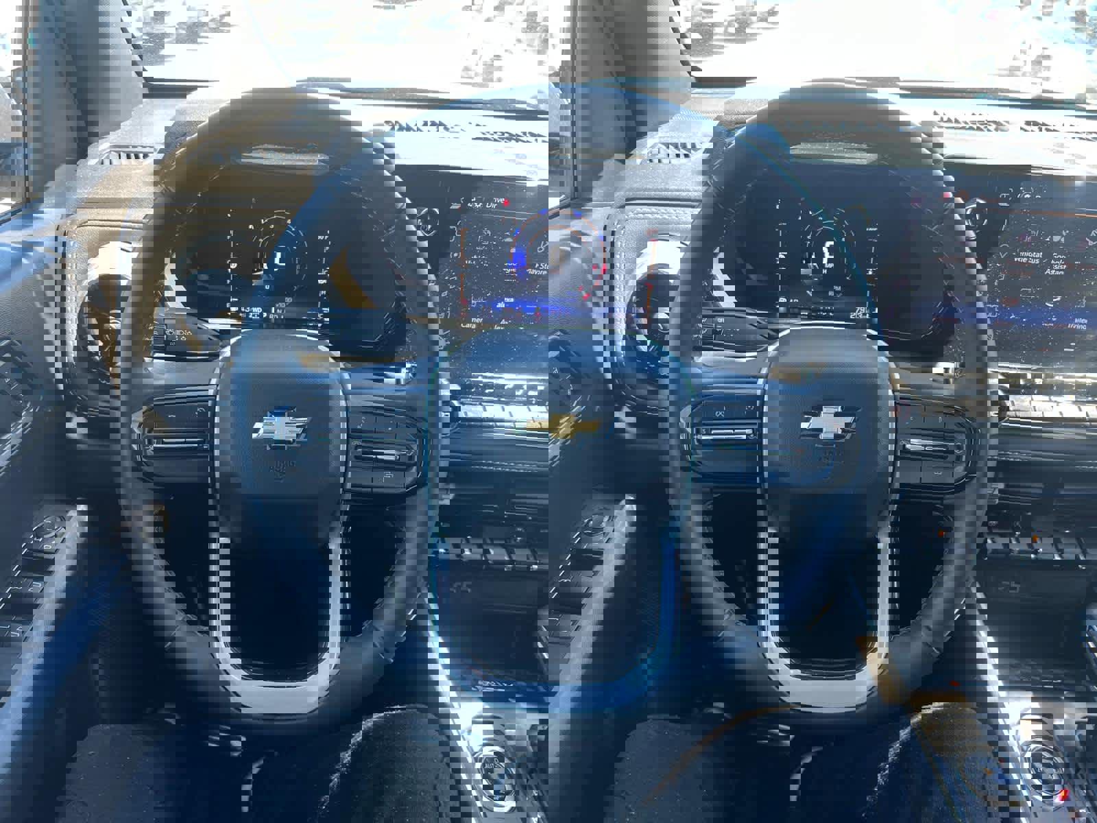 Certified 2023 Chevrolet Colorado LT w/ LT Convenience Package II AWD/4WD image 16