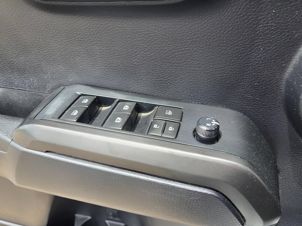 Used 2020 Toyota Tacoma TRD Sport w/ Technology Package AWD/4WD image 21