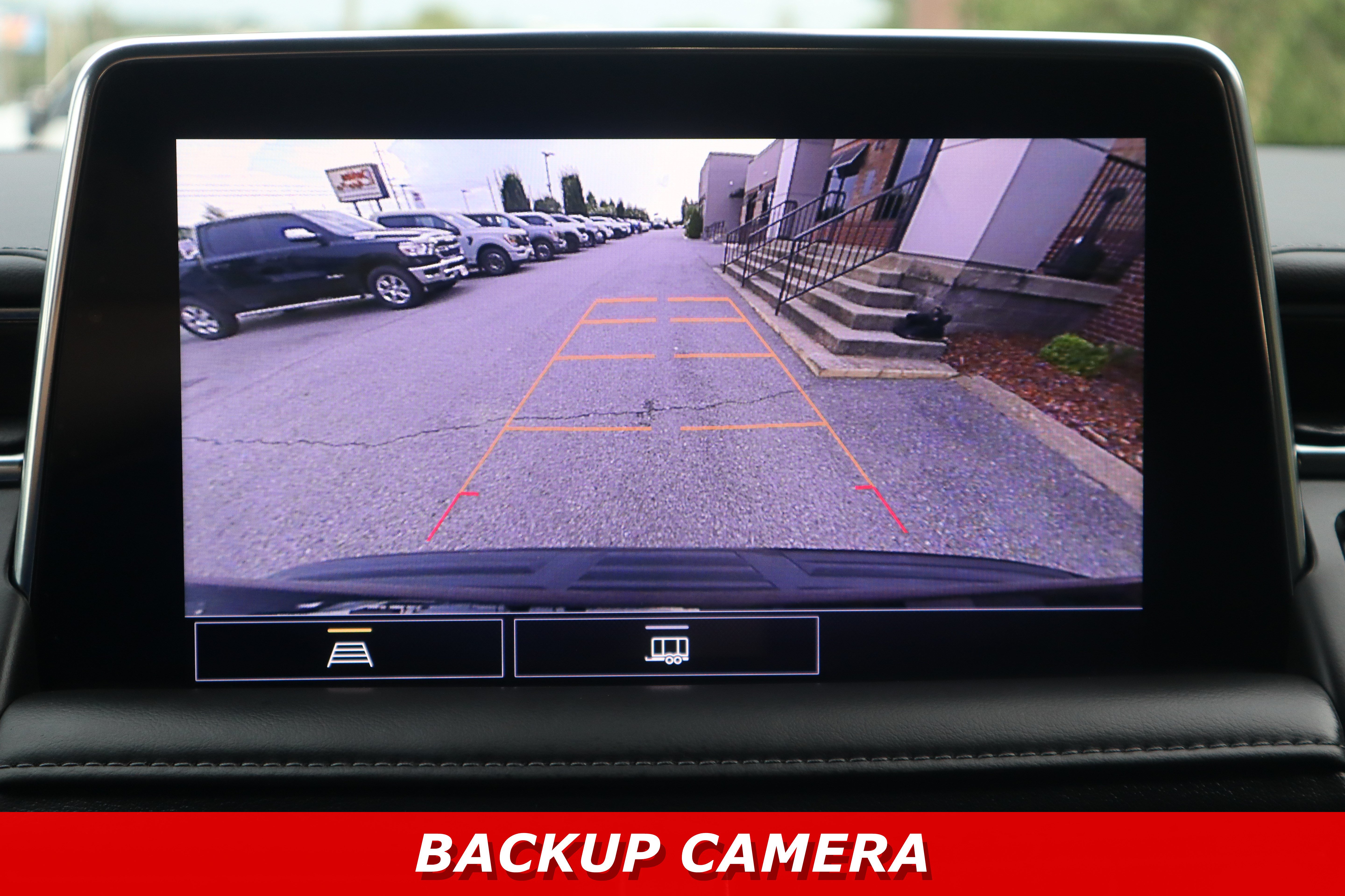 Used 2021 Chevrolet Tahoe Z71 AWD/4WD image 18
