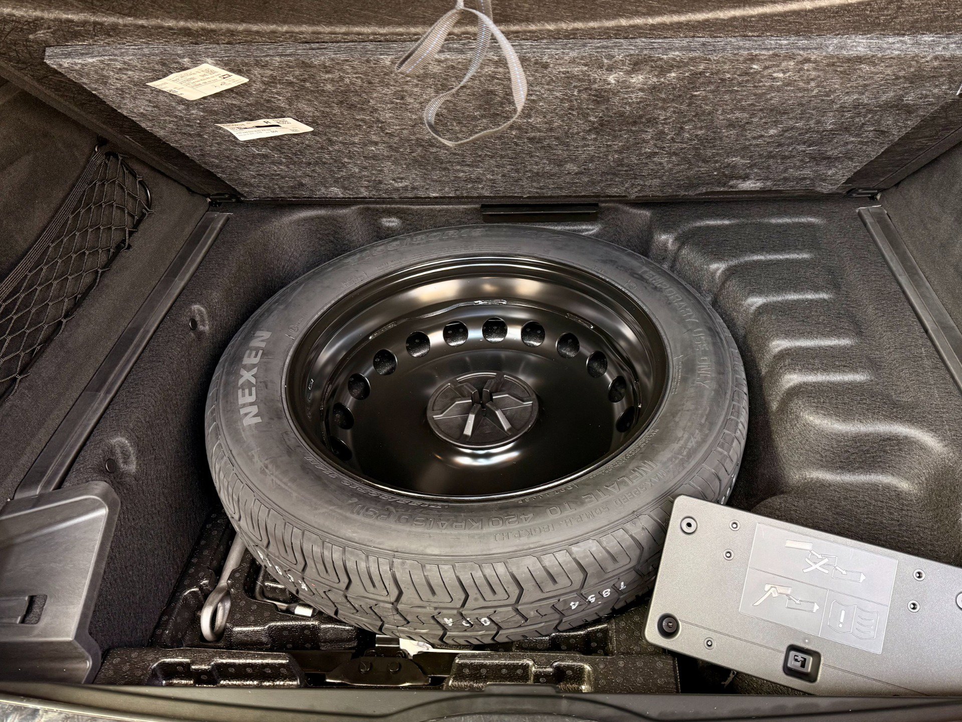 Used 2025 Mercedes-Benz GLE 580 4MATIC image 31