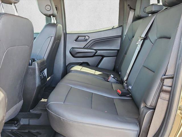 Used 2025 Chevrolet Colorado Trail Boss AWD/4WD image 15