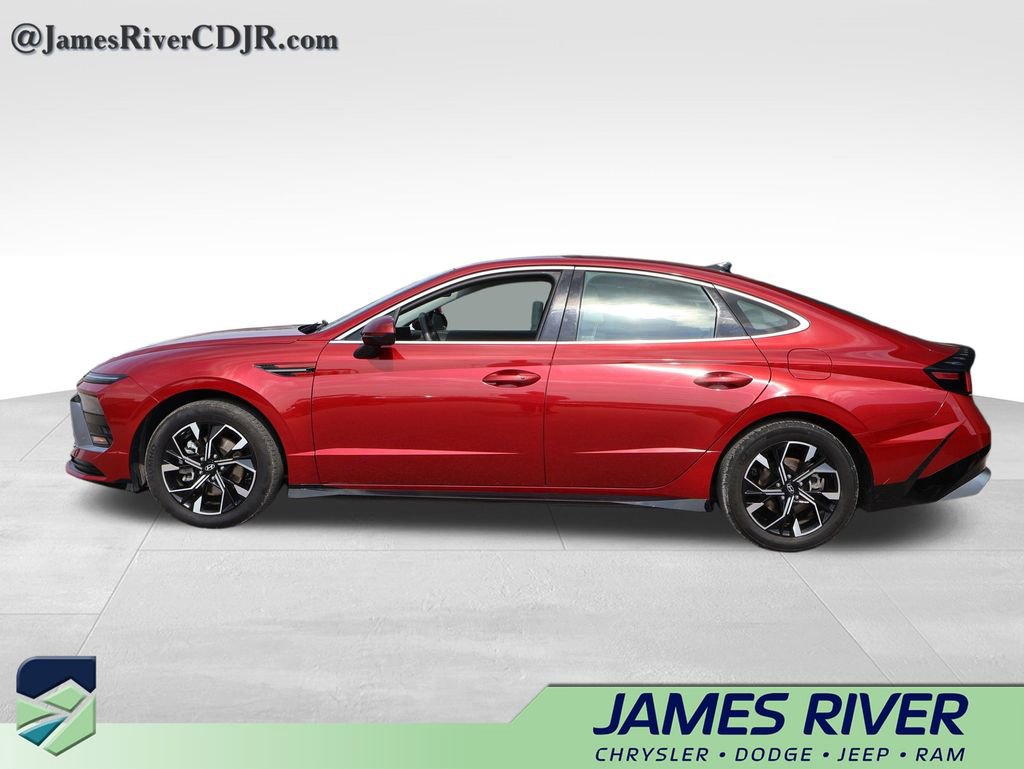 Used 2024 Hyundai Sonata SEL image 2