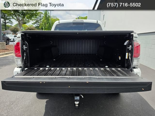 Used 2023 Toyota Tacoma TRD Sport w/ TRD Premium Sport Package AWD/4WD image 12