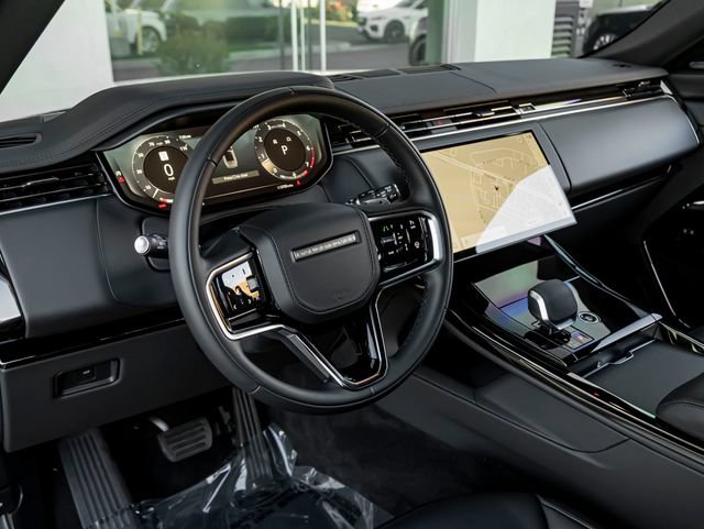 Certified 2026 Land Rover Range Rover Sport SE AWD/4WD image 16