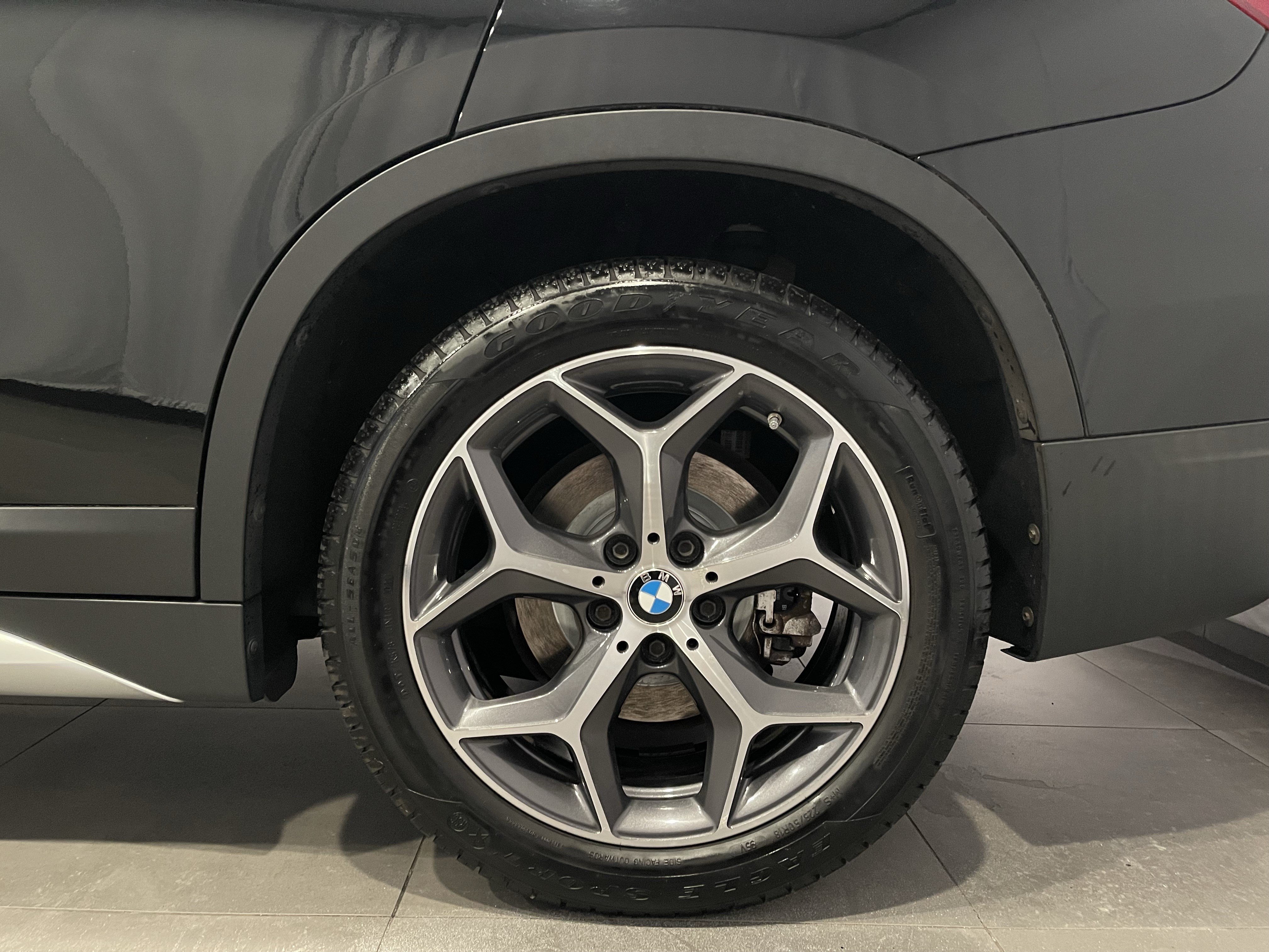 Used 2018 BMW X1 xDrive28i w/ Convenience Package AWD/4WD image 8