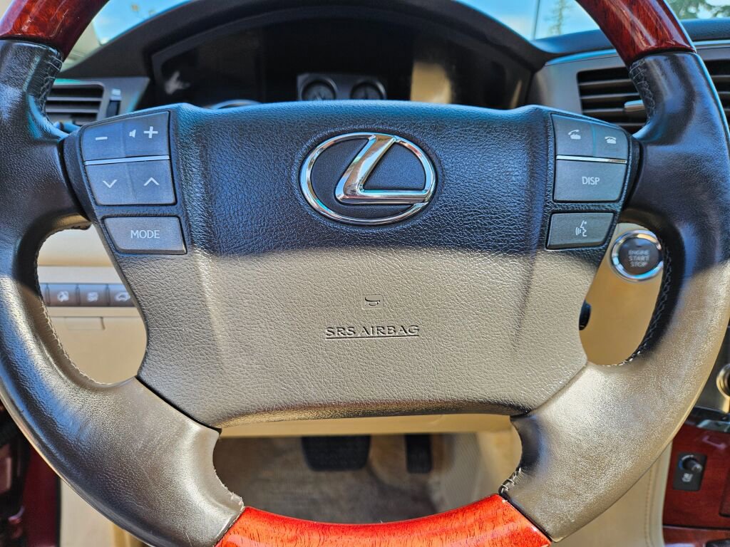 Used 2010 Lexus LX 570 4WD image 21