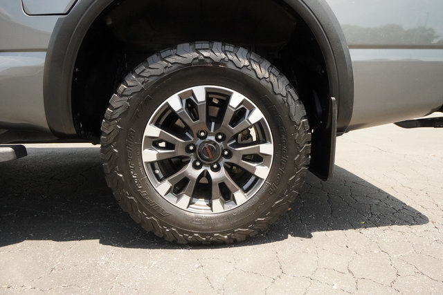Used 2021 Nissan Titan PRO-4X w/ Pro-4x Convenience Package AWD/4WD image 39