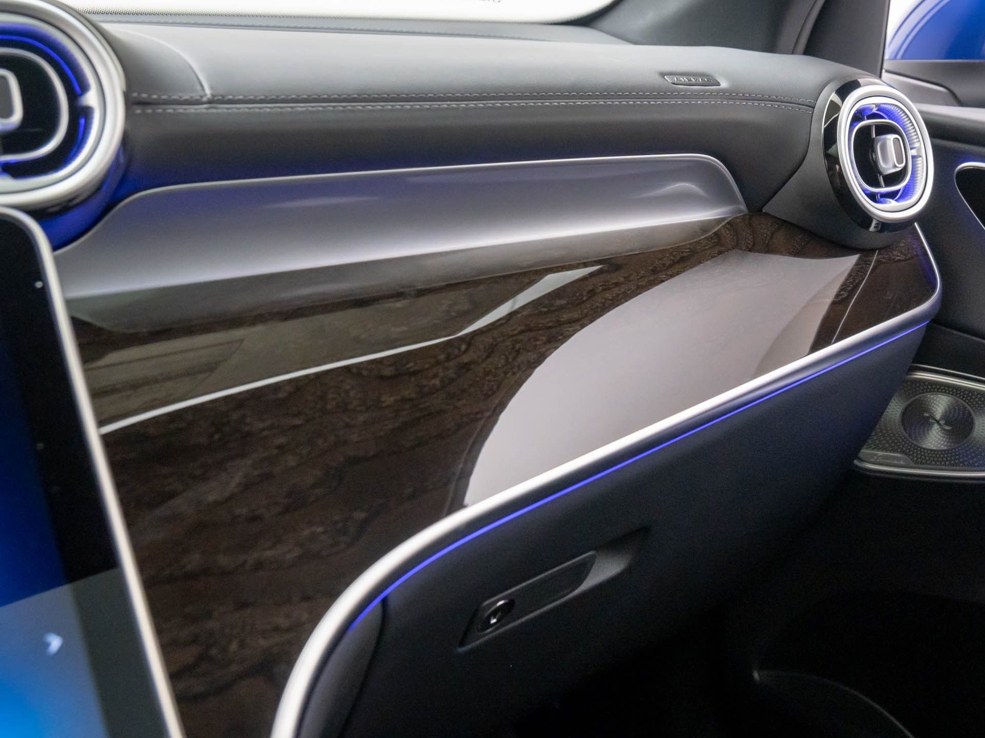 New 2025 Mercedes-Benz GLC 300 4MATIC image 28