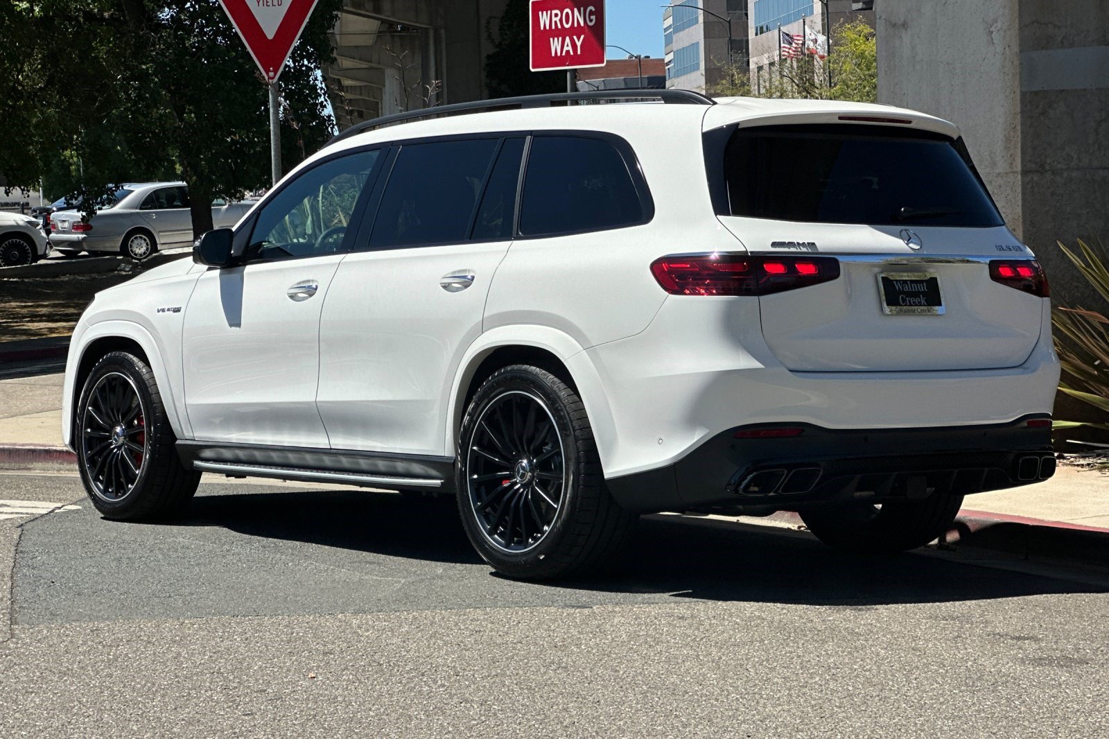 New 2026 Mercedes-Benz GLS 63 AMG 4MATIC image 3