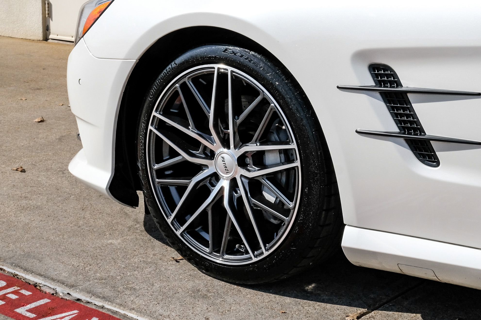 Used 2016 Mercedes-Benz SL 400 image 45