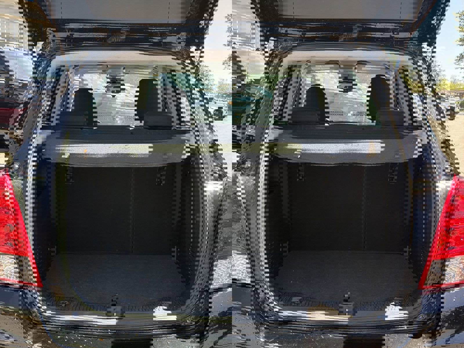 Used 2019 Chevrolet Trax LS AWD/4WD image 31