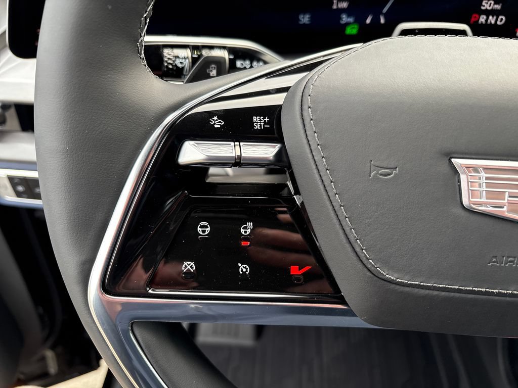New 2026 Cadillac Vistiq Premium Luxury w/ LPO, Floor Liner Package AWD/4WD image 18