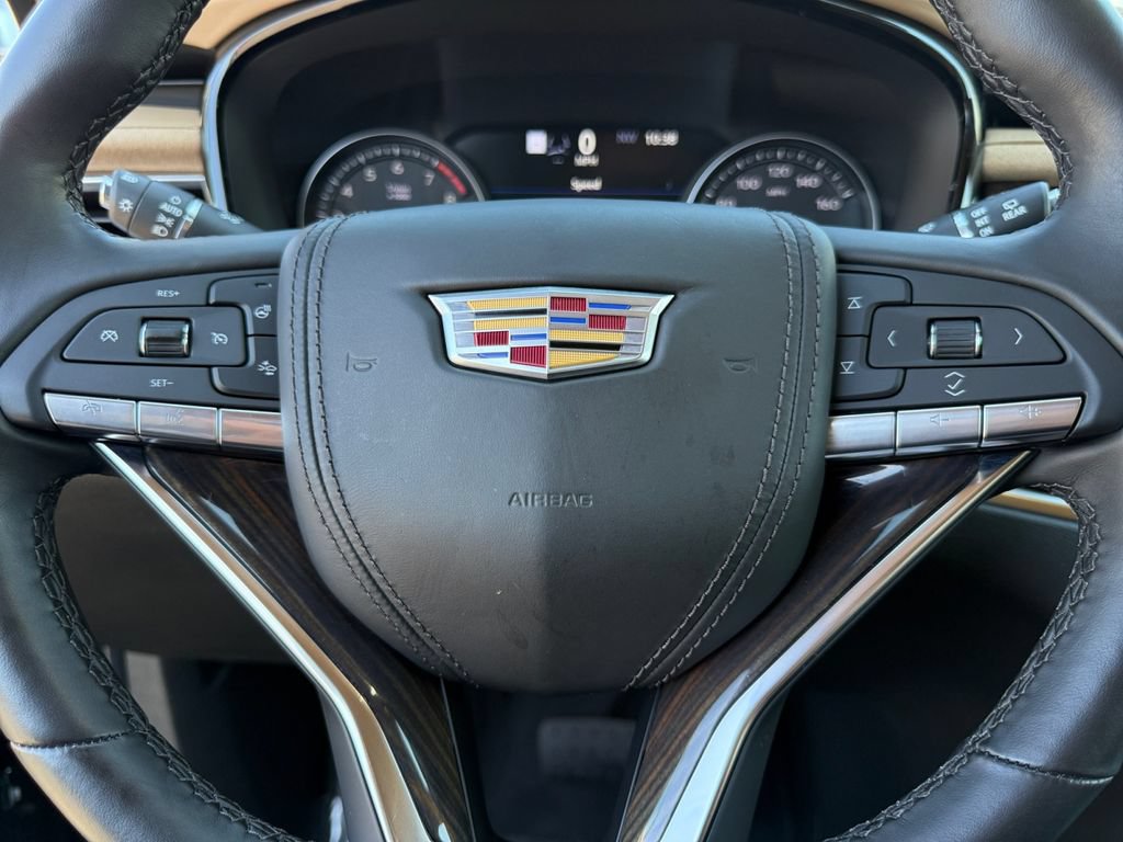 Used 2024 Cadillac XT6 Premium Luxury w/ Platinum Package FWD image 23
