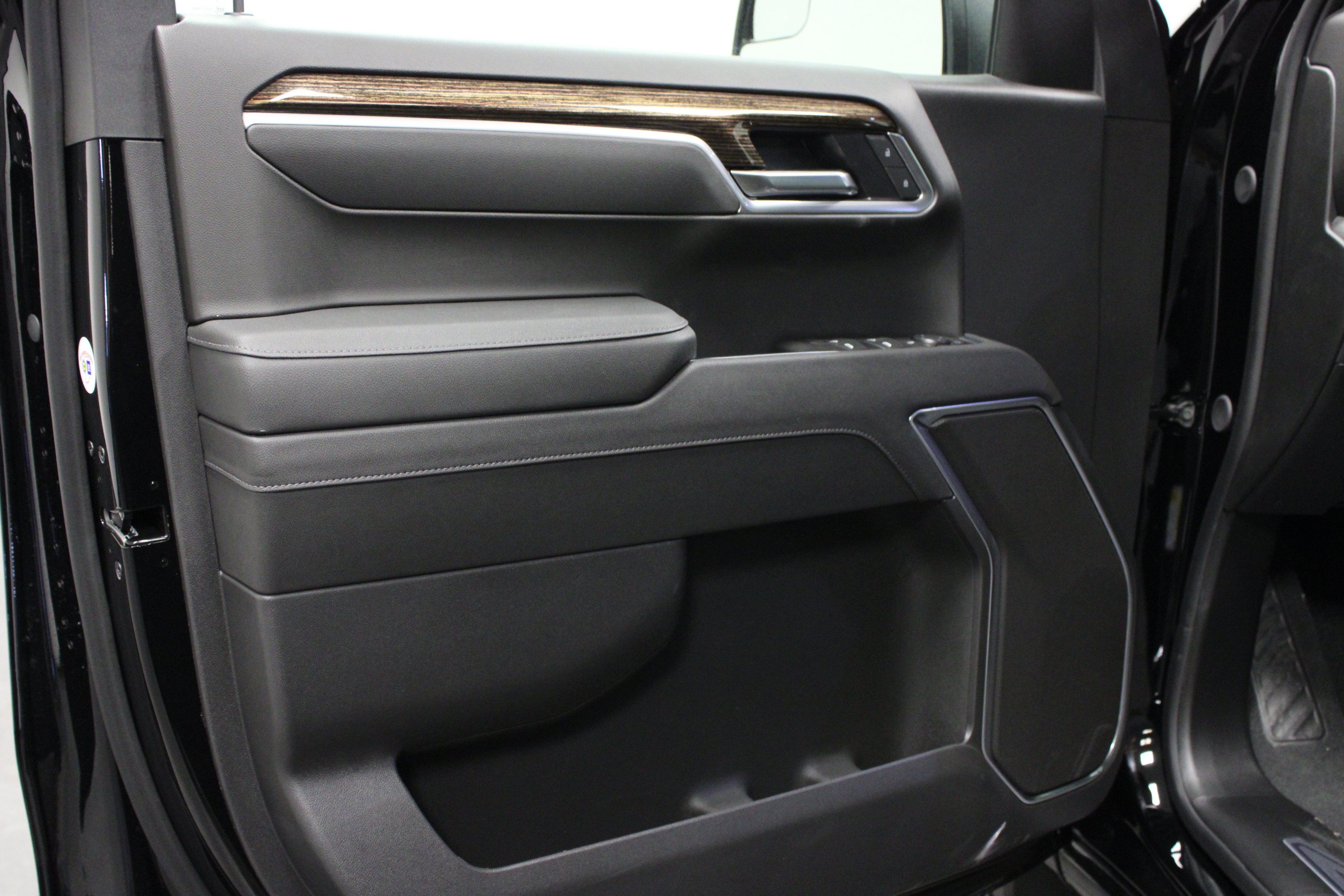 New 2026 GMC Sierra 1500 Elevation w/ Max Trailering Package AWD/4WD image 11