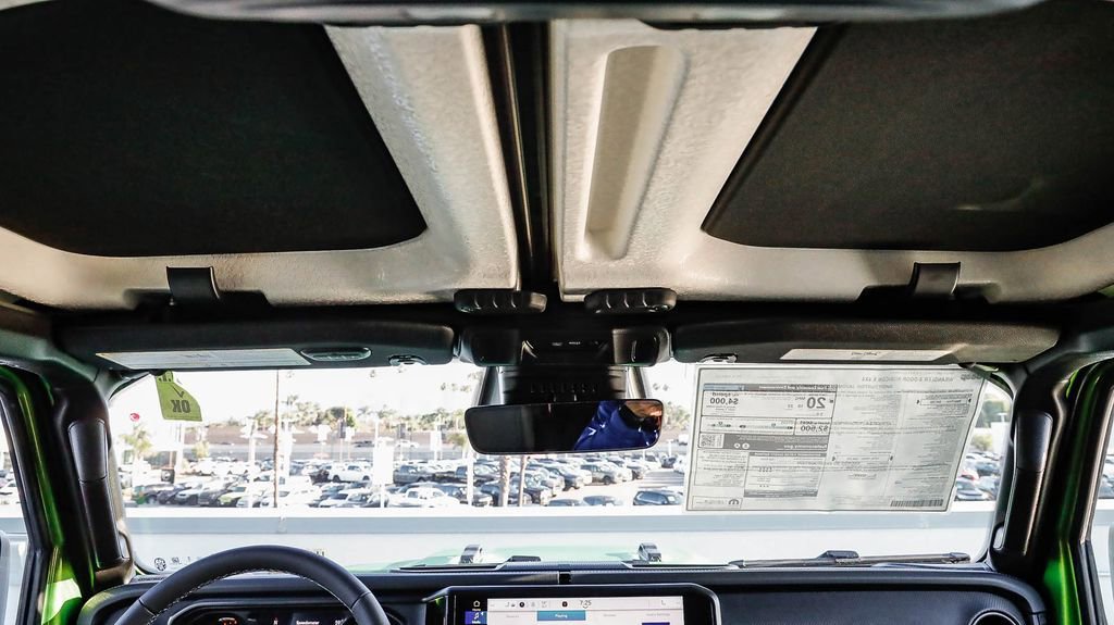 New 2026 Jeep Wrangler Unlimited Rubicon AWD/4WD image 19