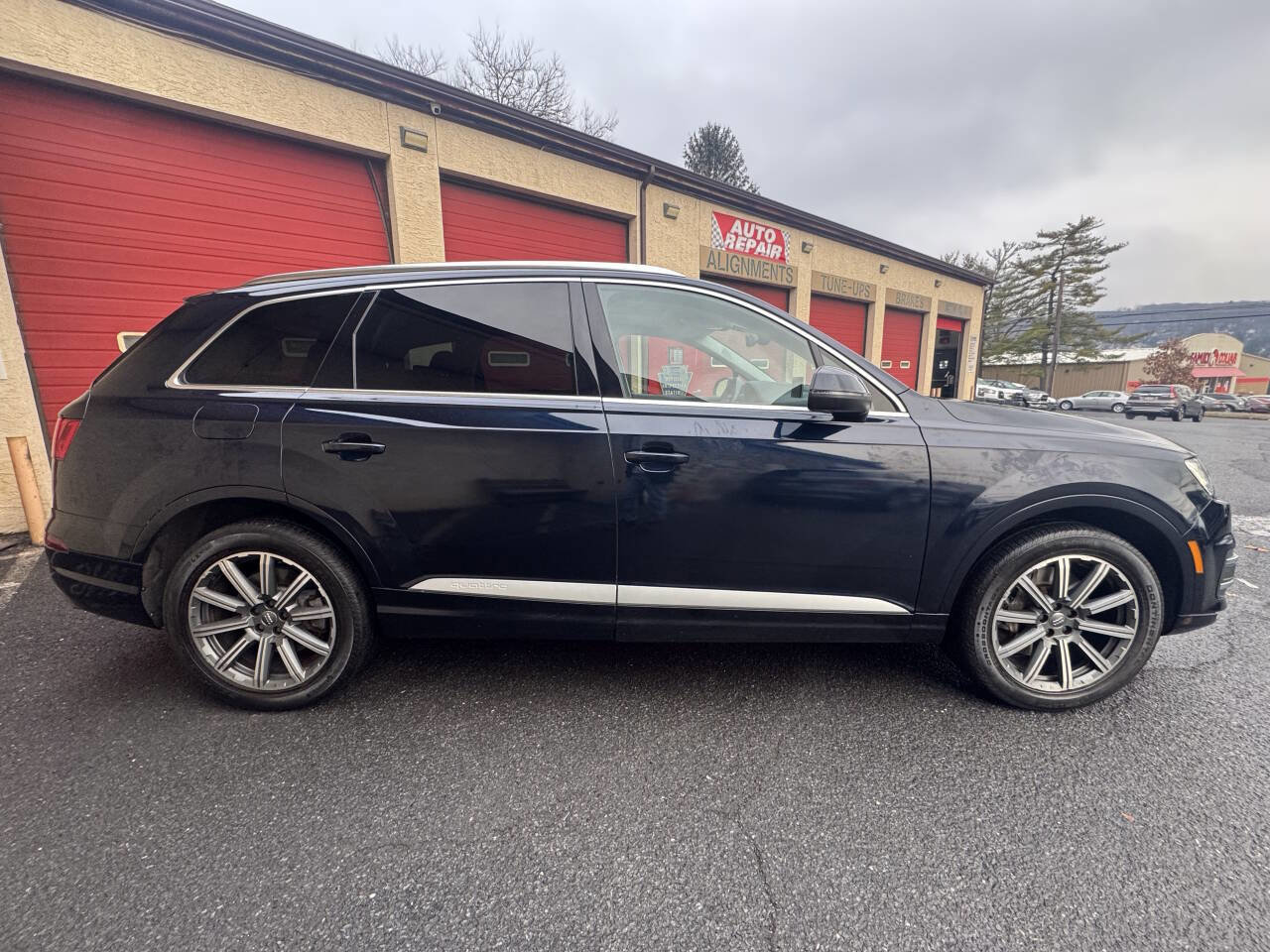 Used 2018 Audi Q7 3.0T Prestige w/ Prestige Package AWD/4WD image 9