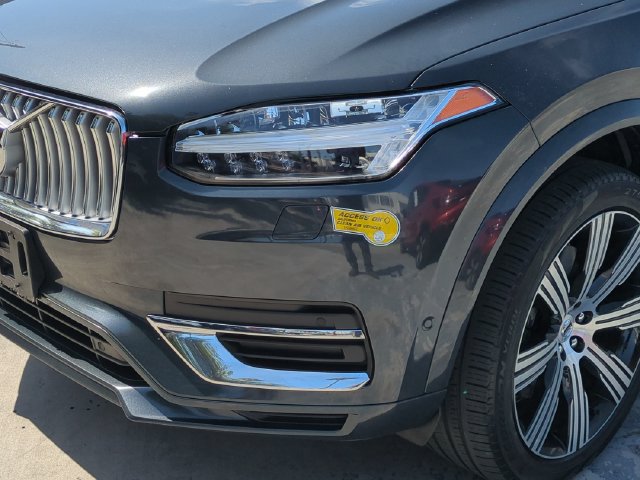 Used 2021 Volvo XC90 T8 Inscription w/ Advanced Package AWD/4WD image 9