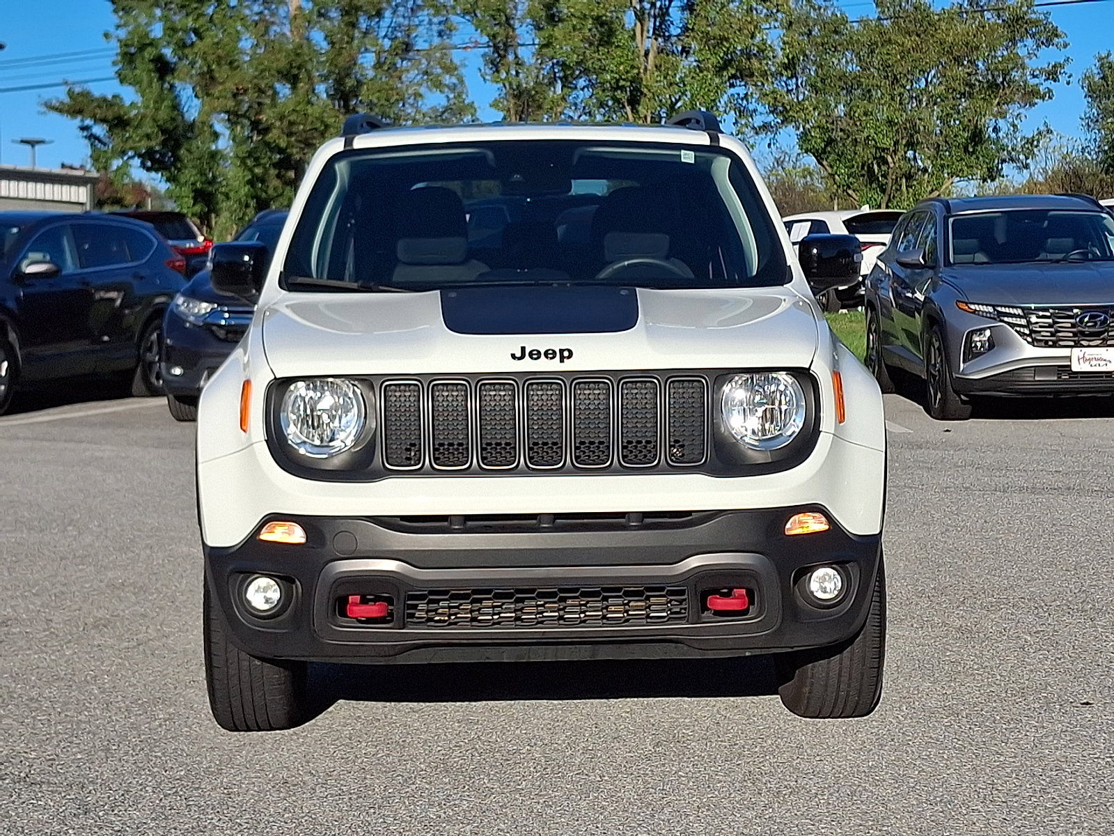 Used 2023 Jeep Renegade Trailhawk image 2