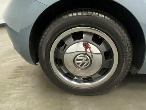 Used 2016 Volkswagen Beetle 1.8T Denim FWD image 17