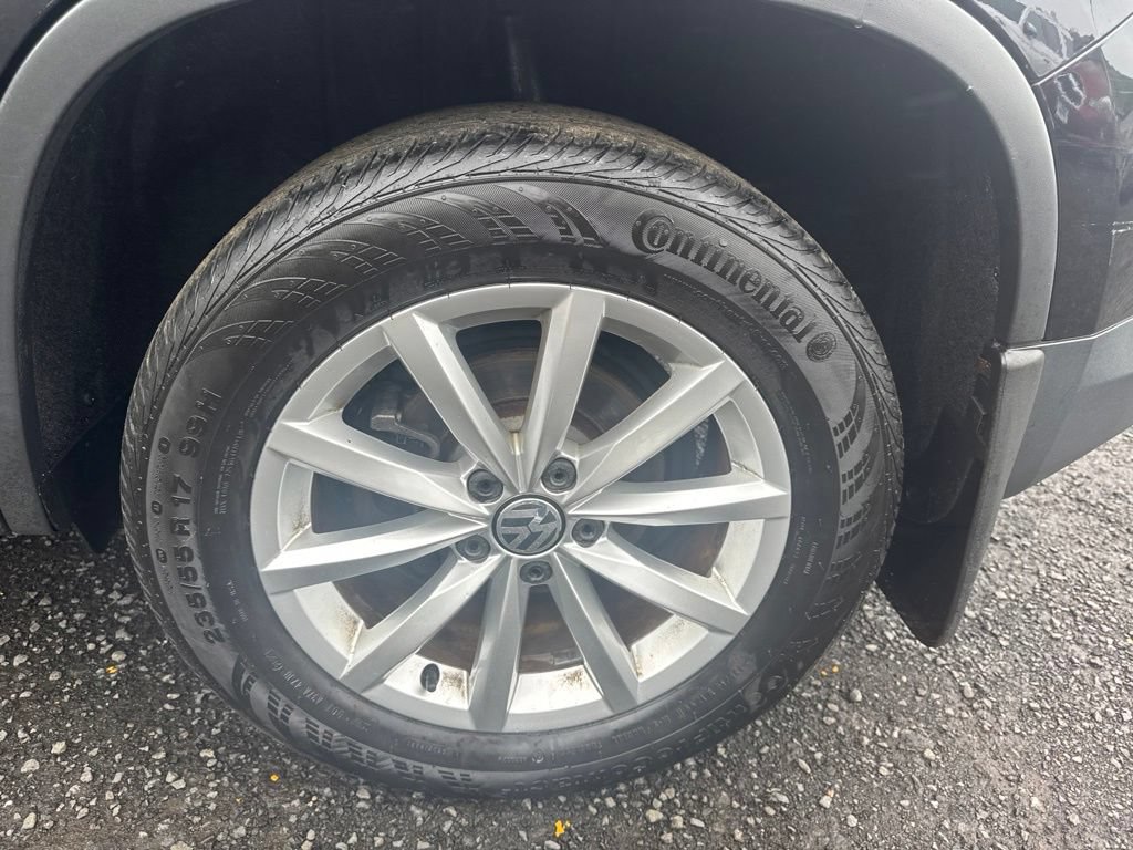 Used 2017 Volkswagen Tiguan Wolfsburg Edition AWD/4WD image 22
