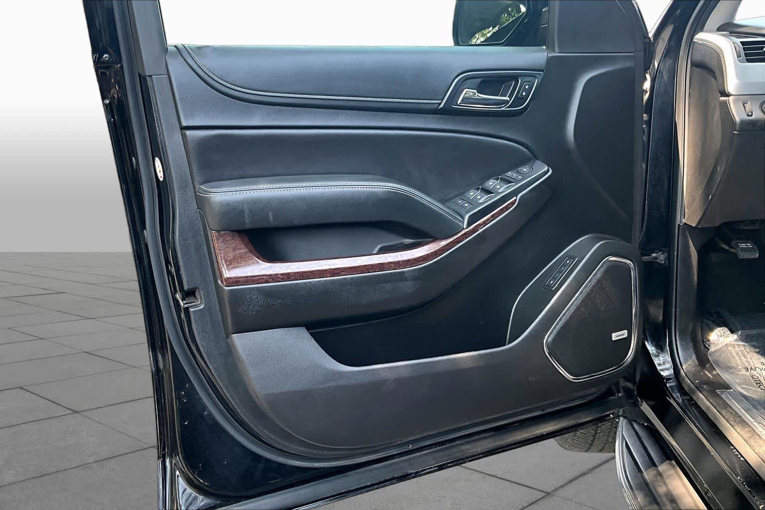 Used 2019 GMC Yukon XL SLT w/ Premium Edition RWD image 22
