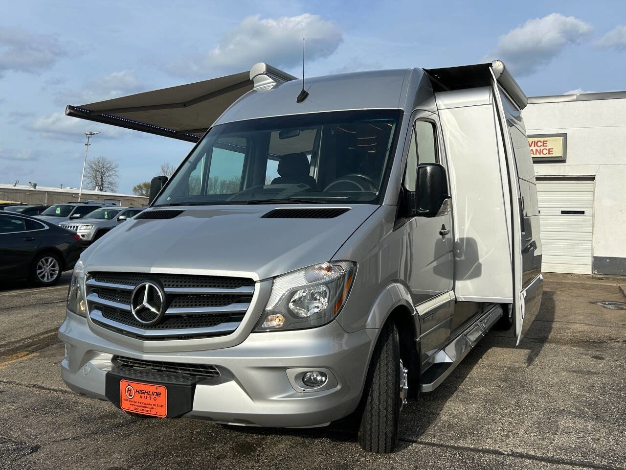 Used 2017 Mercedes-Benz Sprinter 3500 image 19