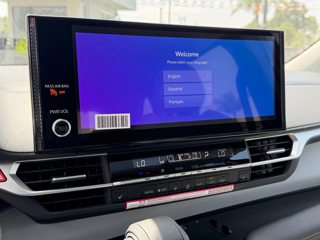 New 2026 Toyota Sienna XLE FWD image 28