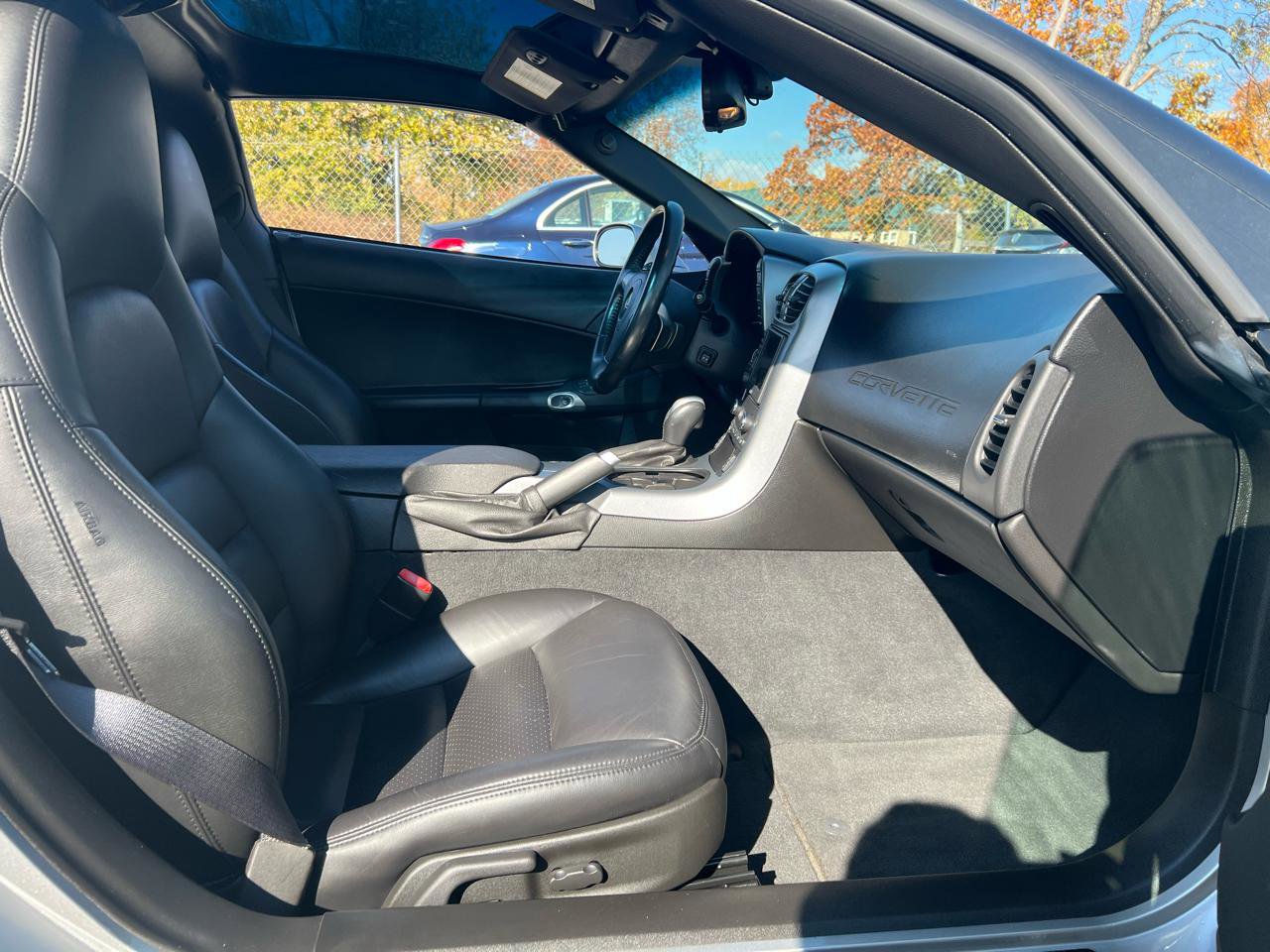 Used 2006 Chevrolet Corvette Coupe w/ Preferred Equipment Group image 17