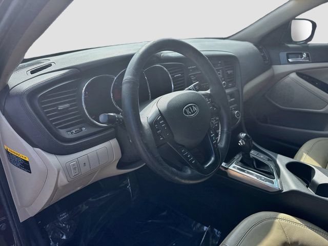 Used 2011 Kia Optima EX w/ Premium Pkg FWD image 9