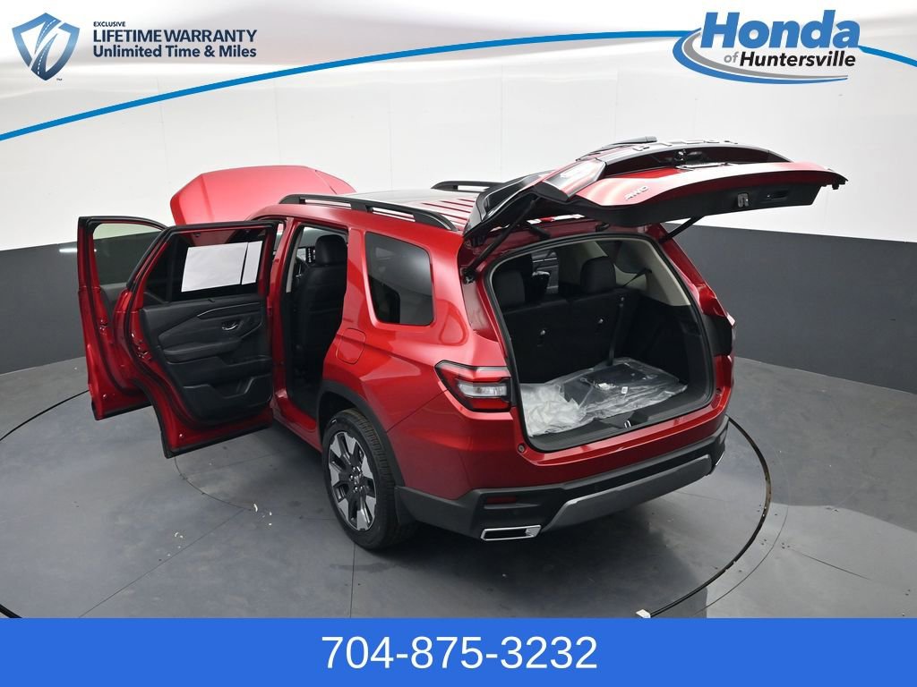 New 2026 Honda Pilot Touring image 43
