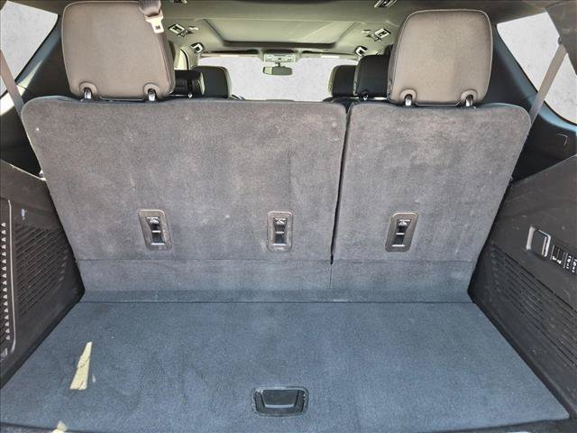 Used 2022 GMC Yukon SLT w/ SLT Premium Package AWD/4WD image 6
