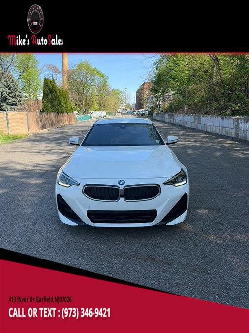 Used 2022 BMW 230i Coupe w/ M Sport Package RWD image 1