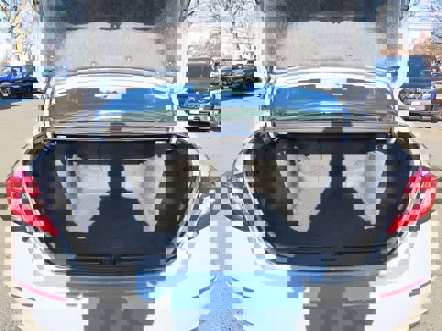 Used 2022 Honda Accord Sport image 11