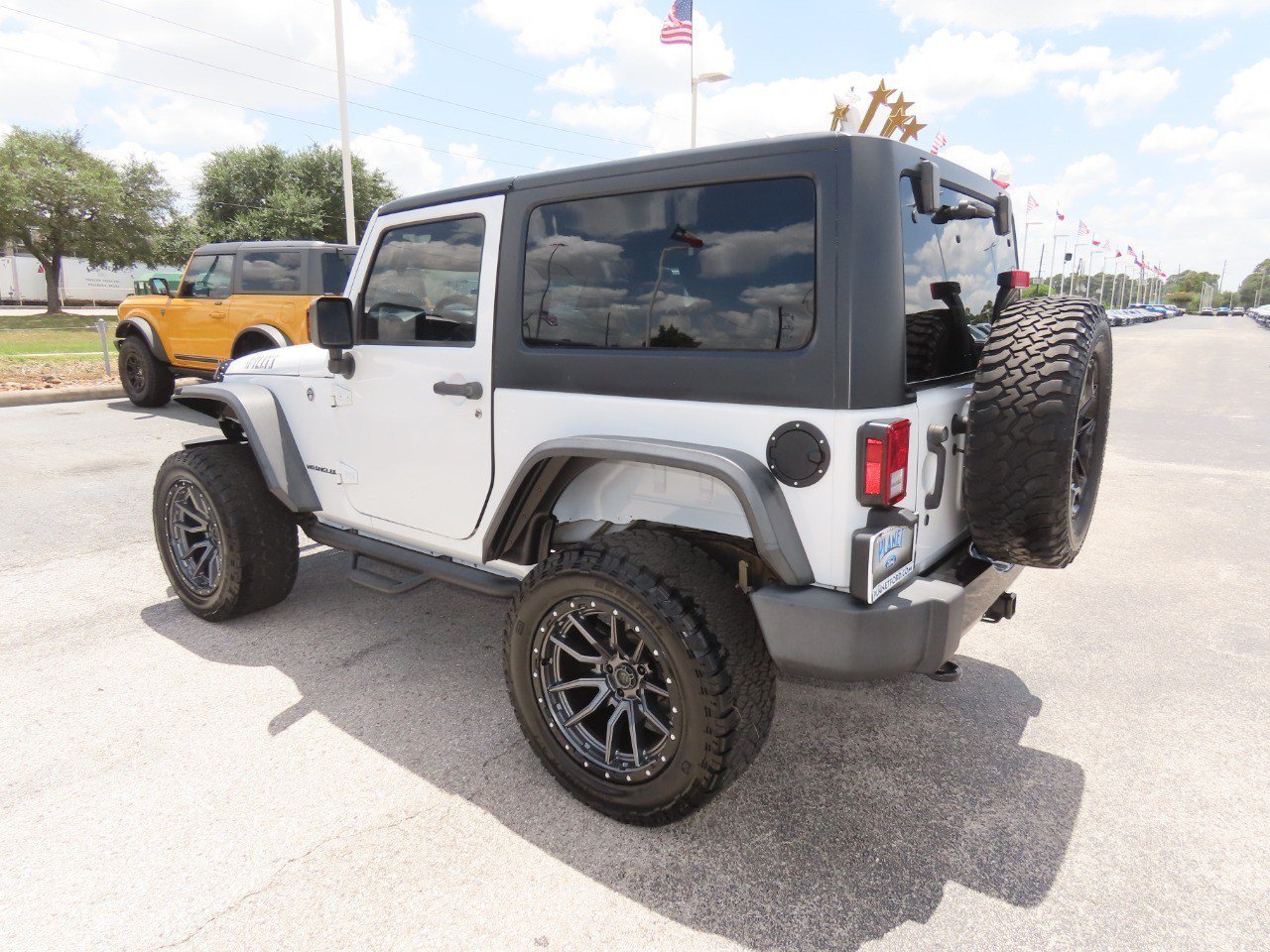 Used 2017 Jeep Wrangler Sport AWD/4WD image 16