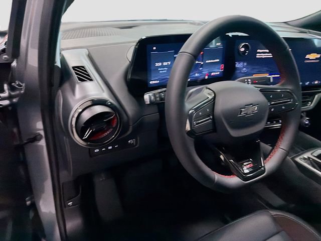 New 2026 Chevrolet Equinox EV RS AWD/4WD image 11